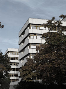 Chair of Automatic Control external view Lehrstuhl für Regelungstechnik Außenansicht