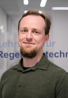 Symbolic picture for the article. The link opens the image in a large view.